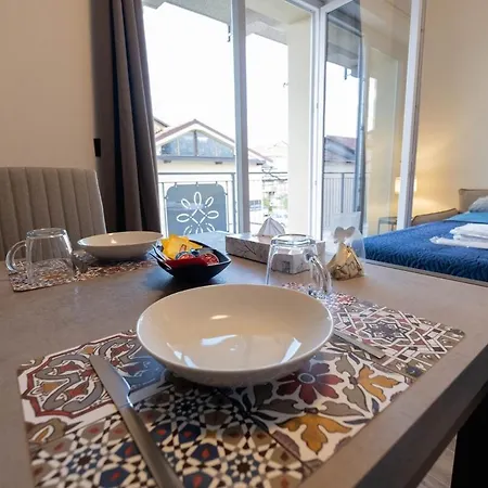 Apartment Maison Turin Airport *
